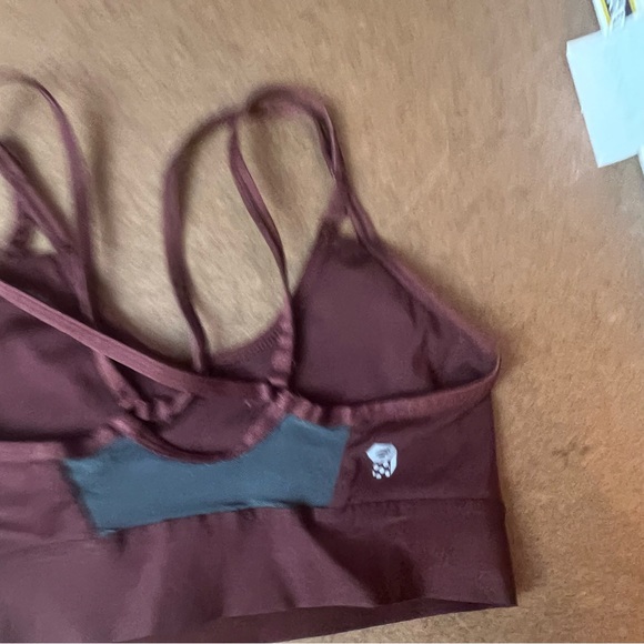 Mountain Hardwear Maroon Strappy Sports Bra, size XS - Picture 7 of 9